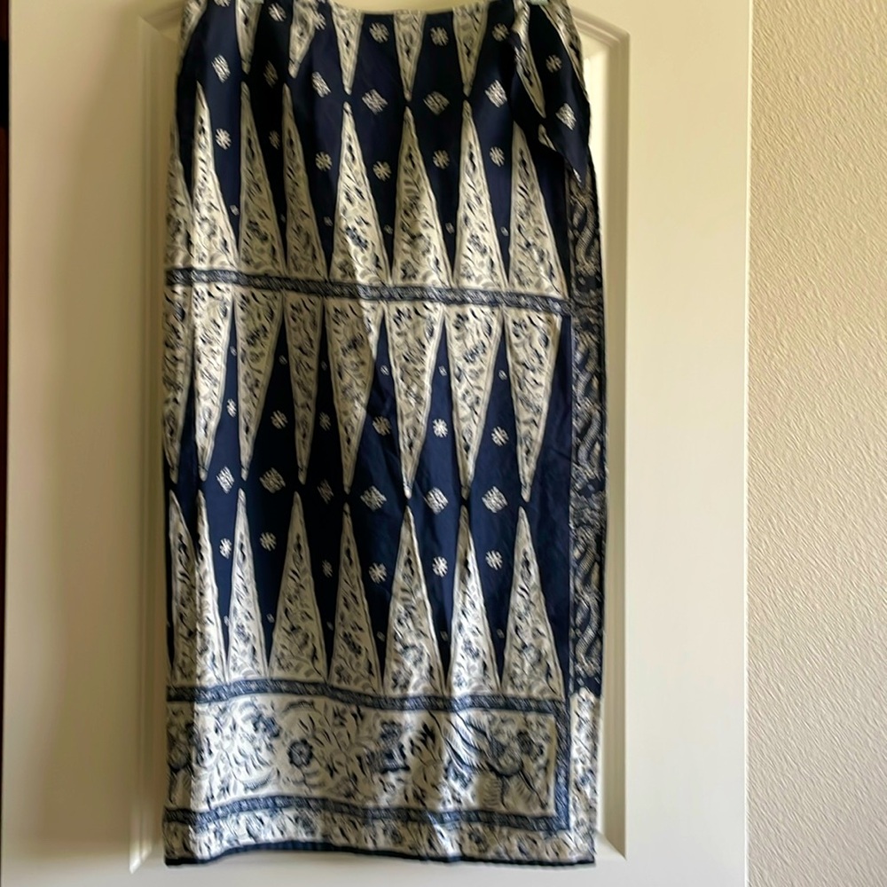 Ralph Lauren Rustic Print 100% Linen Lightweight Navy Cream Wrap Around Skirt